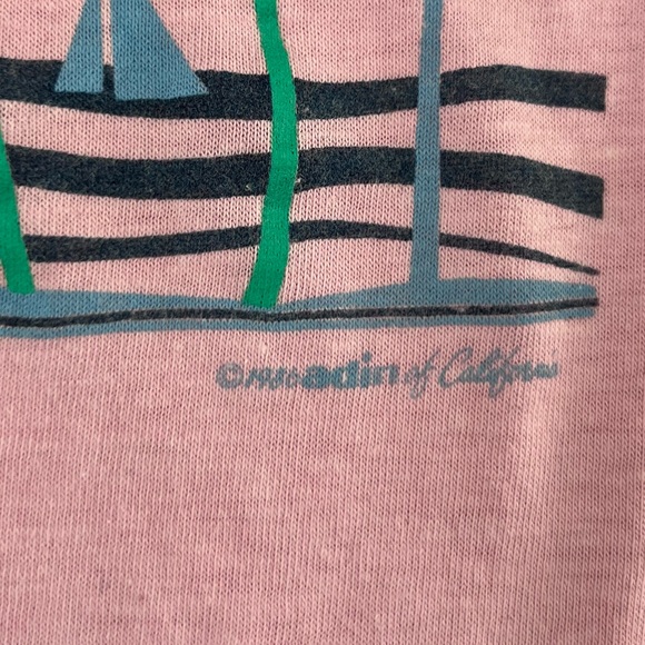 Vintage 80s Sneakers San Diego CA Palm Tree Graphic Tee Pink Sz Small 34-36 - Picture 3 of 7